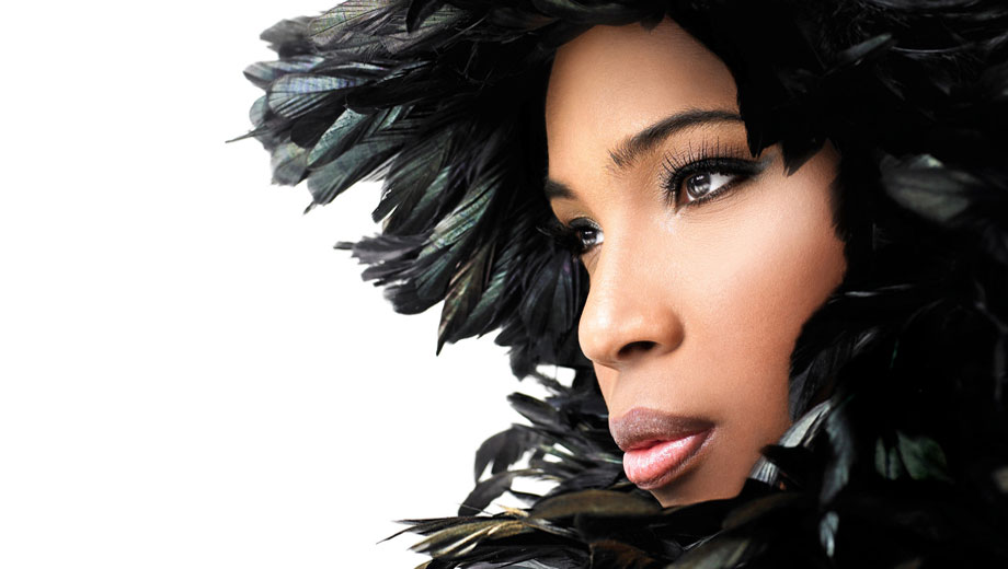 Your macy gray booed for national anthem Destination